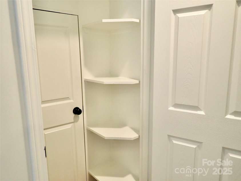 3921 Lake Road, Charlotte, NC 28269.  MLS# CAR4272697, YatesRealty ID 34981. Pantry / Storage