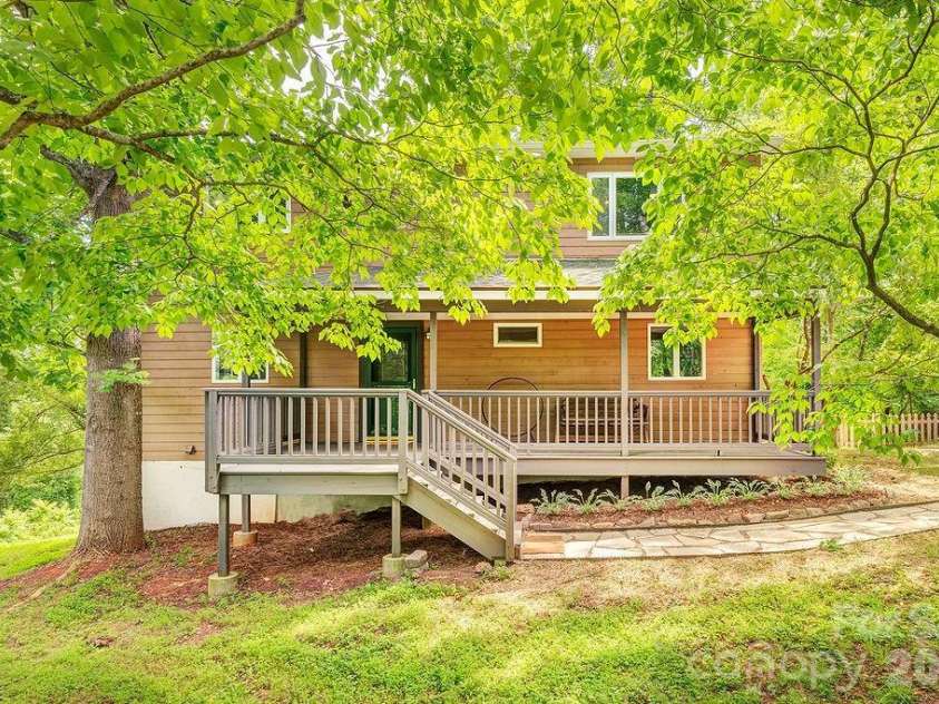 14 High Valley Estates Drive, Alexander, NC 28701.  MLS# CAR4396822, YatesRealty ID 34982. 