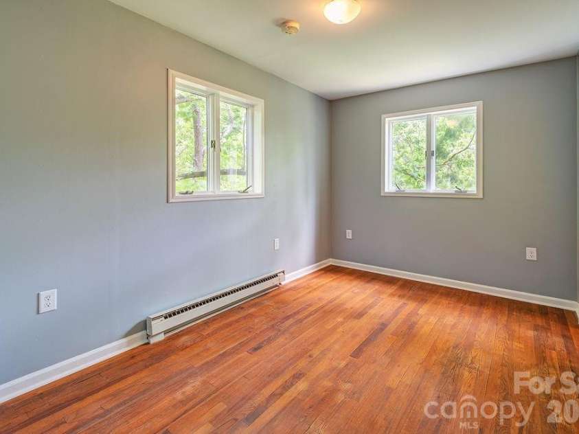 14 High Valley Estates Drive, Alexander, NC 28701.  MLS# CAR4396822, YatesRealty ID 34982. 