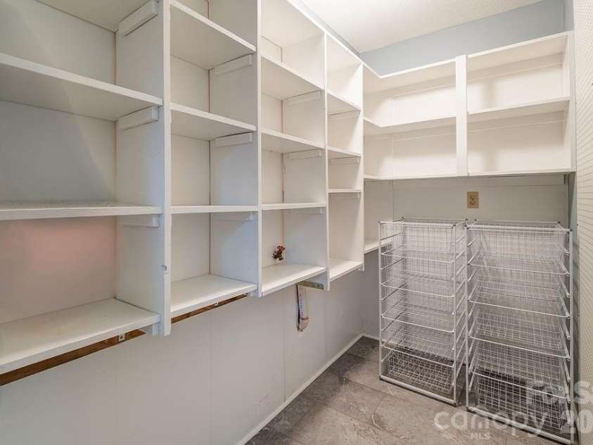 14 High Valley Estates Drive, Alexander, NC 28701.  MLS# CAR4396822, YatesRealty ID 34982. 
