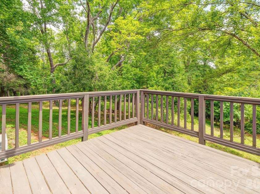 14 High Valley Estates Drive, Alexander, NC 28701.  MLS# CAR4396822, YatesRealty ID 34982. 