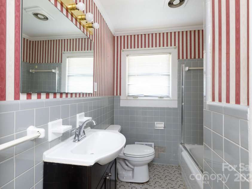 1447 Sullivan Street, Rock Hill, SC 29730.  MLS# CAR4283543, YatesRealty ID 34983. 