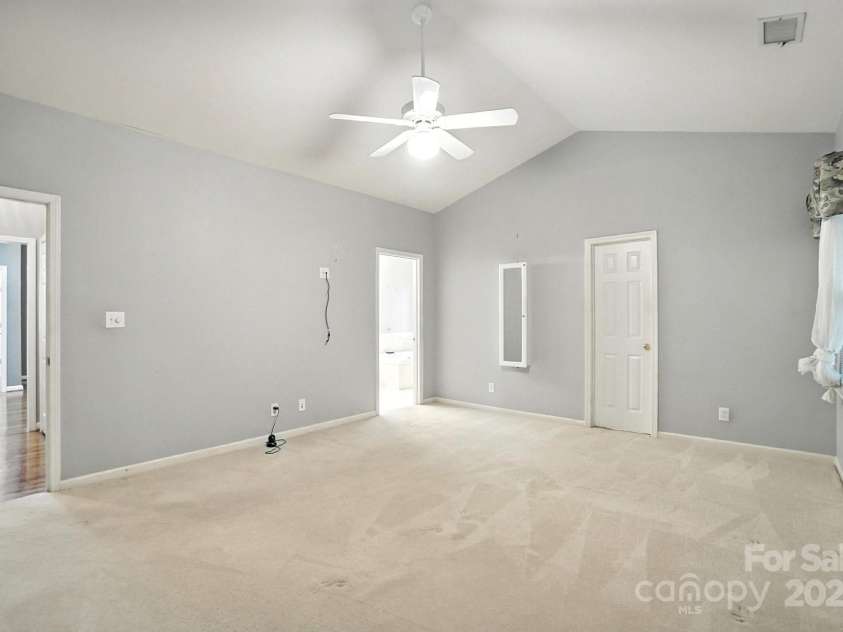 15126 Stonegreen Lane, Huntersville, NC 28078.  MLS# CAR4285893, YatesRealty ID 34984. 