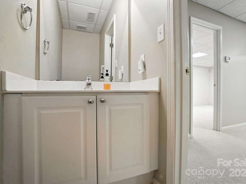15126 Stonegreen Lane, Huntersville, NC 28078.  MLS# CAR4285893, YatesRealty ID 34984. 