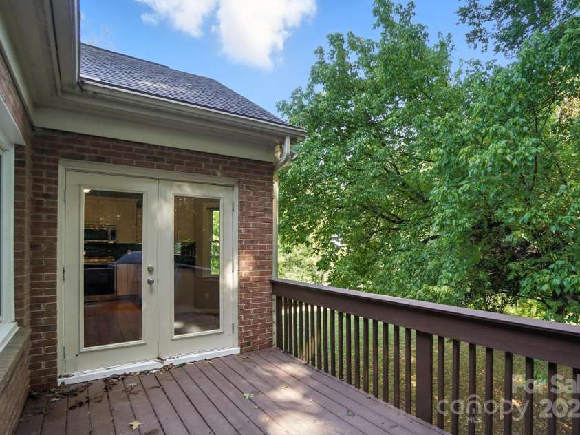 15126 Stonegreen Lane, Huntersville, NC 28078.  MLS# CAR4285893, YatesRealty ID 34984. 