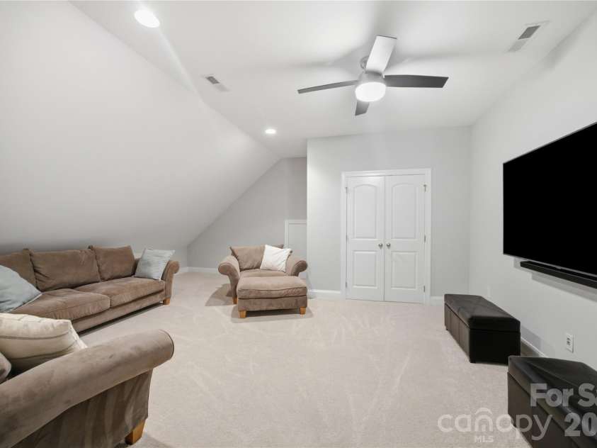 7478 Brotherton Road, Denver, NC 28037.  MLS# CAR4399336, YatesRealty ID 34984. Upper level Bonus/Flex Room with closet