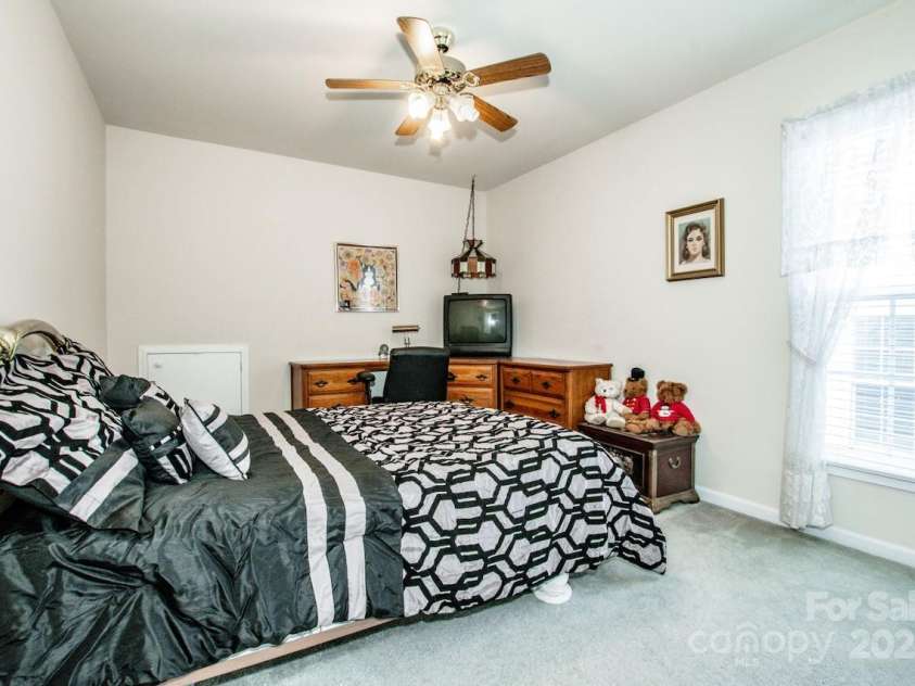 132 Riding Trail, Mooresville, NC 28117.  MLS# CAR4288713, YatesRealty ID 34986. 