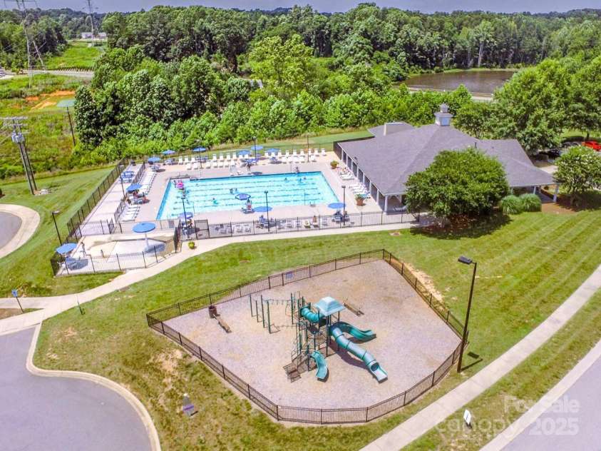 132 Riding Trail, Mooresville, NC 28117.  MLS# CAR4288713, YatesRealty ID 34986. 