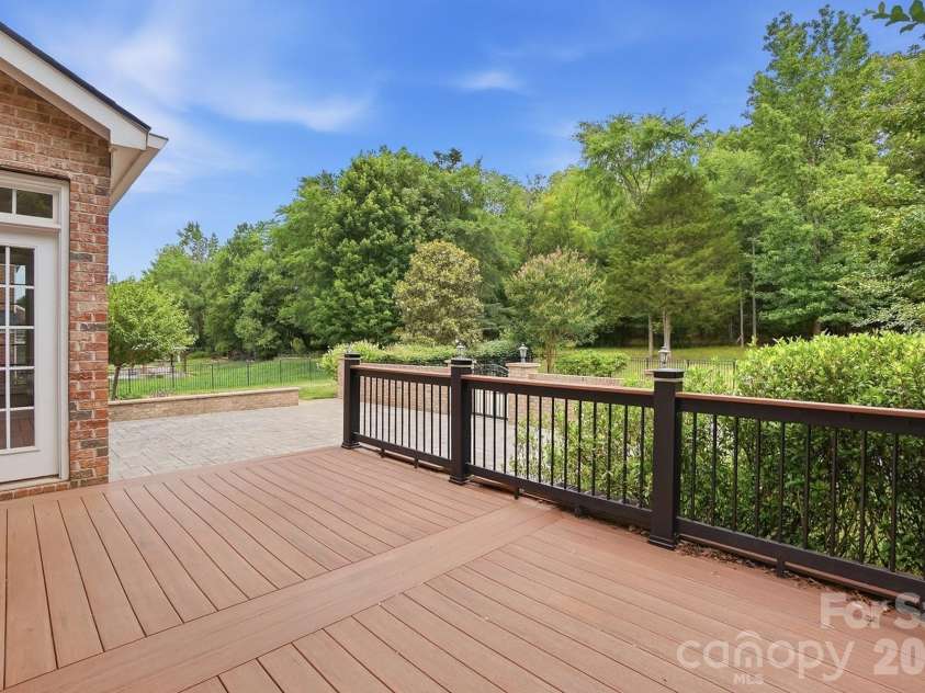 507 Five Leaf Lane, Waxhaw, NC 28173.  MLS# CAR4393433, YatesRealty ID 34986. 