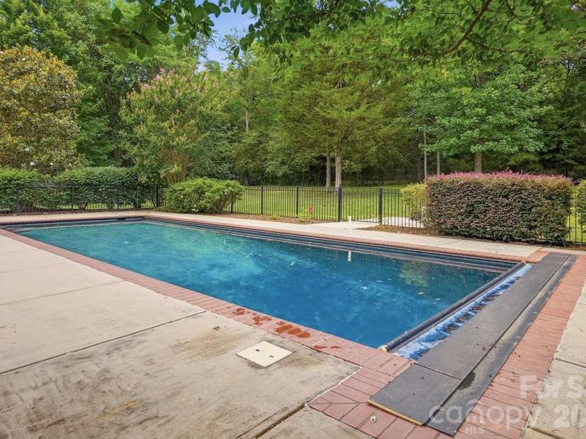 507 Five Leaf Lane, Waxhaw, NC 28173.  MLS# CAR4393433, YatesRealty ID 34986. 
