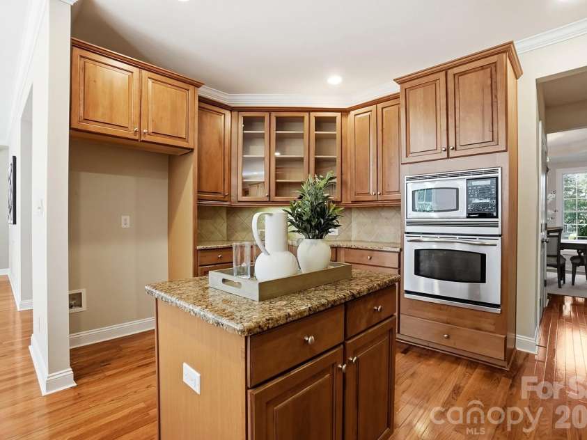 507 Five Leaf Lane, Waxhaw, NC 28173.  MLS# CAR4393433, YatesRealty ID 34986. 
