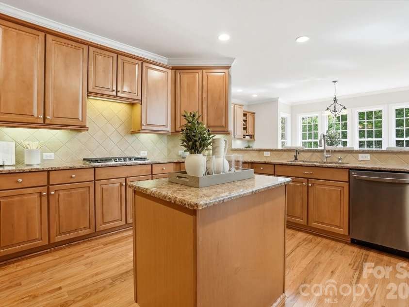 507 Five Leaf Lane, Waxhaw, NC 28173.  MLS# CAR4393433, YatesRealty ID 34986. 