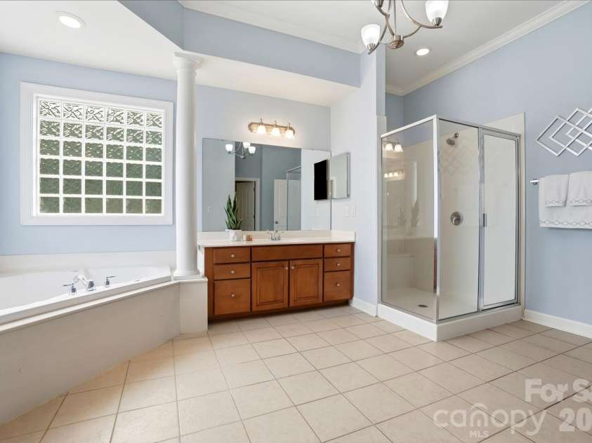 507 Five Leaf Lane, Waxhaw, NC 28173.  MLS# CAR4393433, YatesRealty ID 34986. 