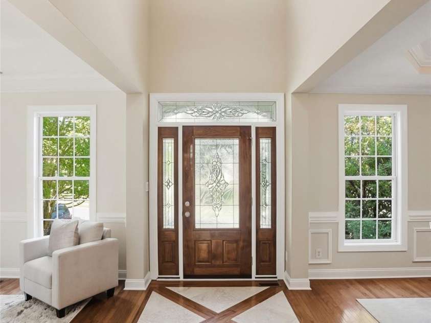 507 Five Leaf Lane, Waxhaw, NC 28173.  MLS# CAR4393433, YatesRealty ID 34986. Grand entrance