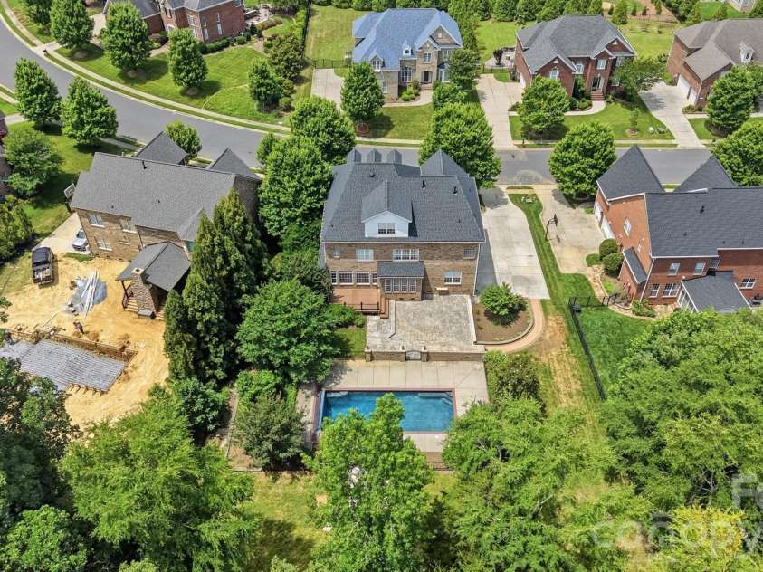 507 Five Leaf Lane, Waxhaw, NC 28173.  MLS# CAR4393433, YatesRealty ID 34986. Private backyard