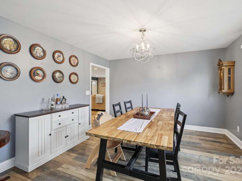 798 Pinehaven Circle, Clover, SC 29710.  MLS# CAR4290478, YatesRealty ID 34987. 