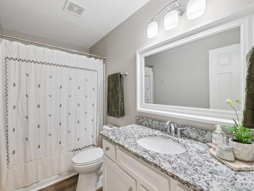 798 Pinehaven Circle, Clover, SC 29710.  MLS# CAR4290478, YatesRealty ID 34987. 