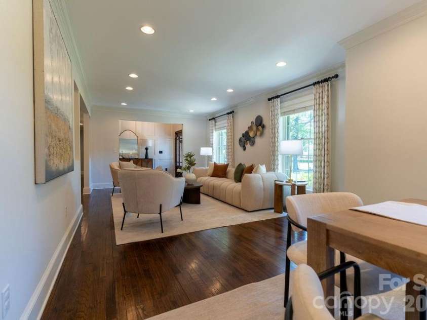 3335 Providence Road, Charlotte, NC 28211.  MLS# CAR4370866, YatesRealty ID 34988. 