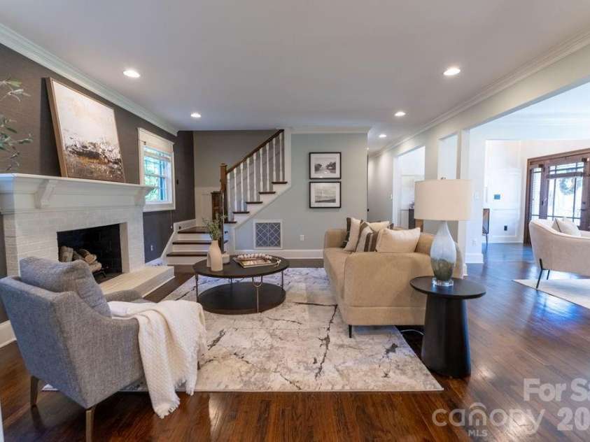 3335 Providence Road, Charlotte, NC 28211.  MLS# CAR4370866, YatesRealty ID 34988. 