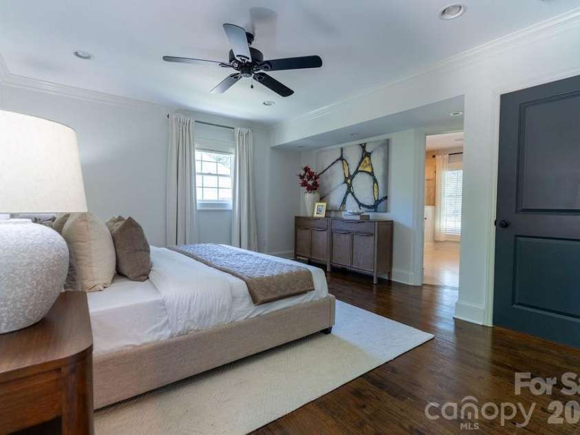 3335 Providence Road, Charlotte, NC 28211.  MLS# CAR4370866, YatesRealty ID 34988. 