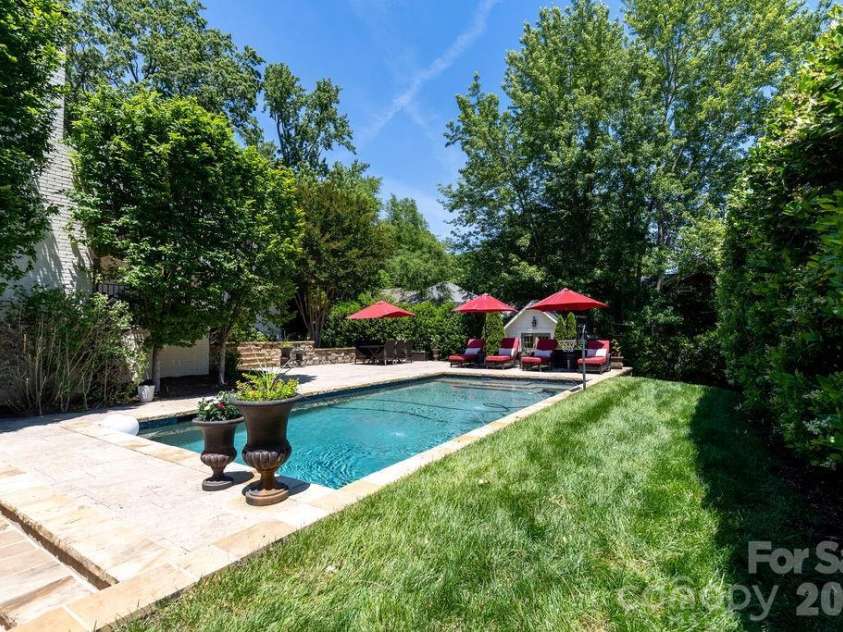 3335 Providence Road, Charlotte, NC 28211.  MLS# CAR4370866, YatesRealty ID 34988. 