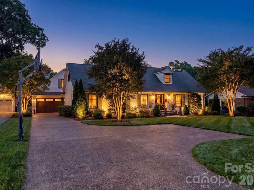 3335 Providence Road, Charlotte, NC 28211.  MLS# CAR4370866, YatesRealty ID 34988. 
