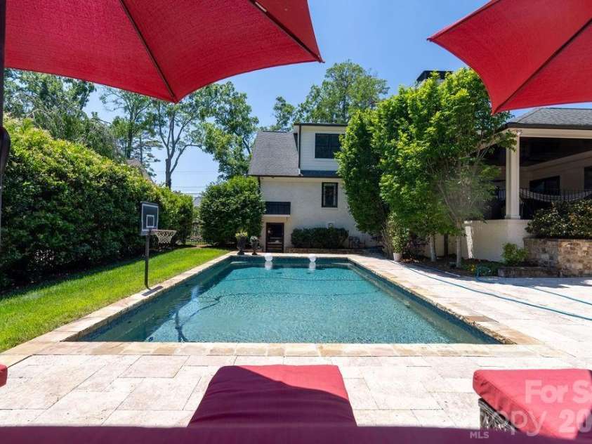 3335 Providence Road, Charlotte, NC 28211.  MLS# CAR4370866, YatesRealty ID 34988. 