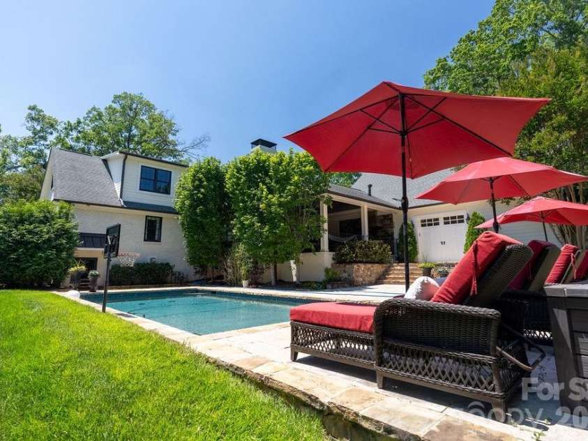 3335 Providence Road, Charlotte, NC 28211.  MLS# CAR4370866, YatesRealty ID 34988. Heated saltwater pool