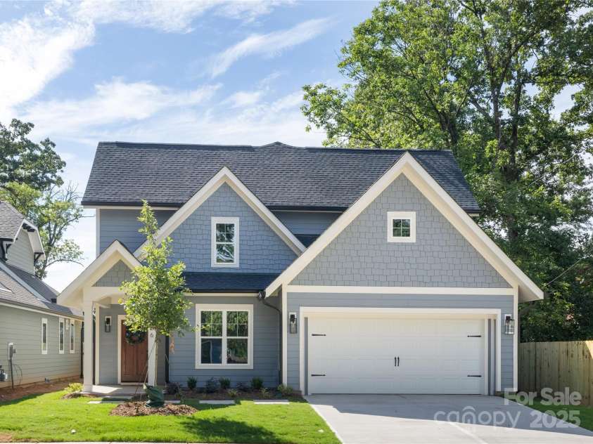 1216 Hazel Street, Charlotte, NC 28208.  MLS# CAR4296601, YatesRealty ID 34989. 