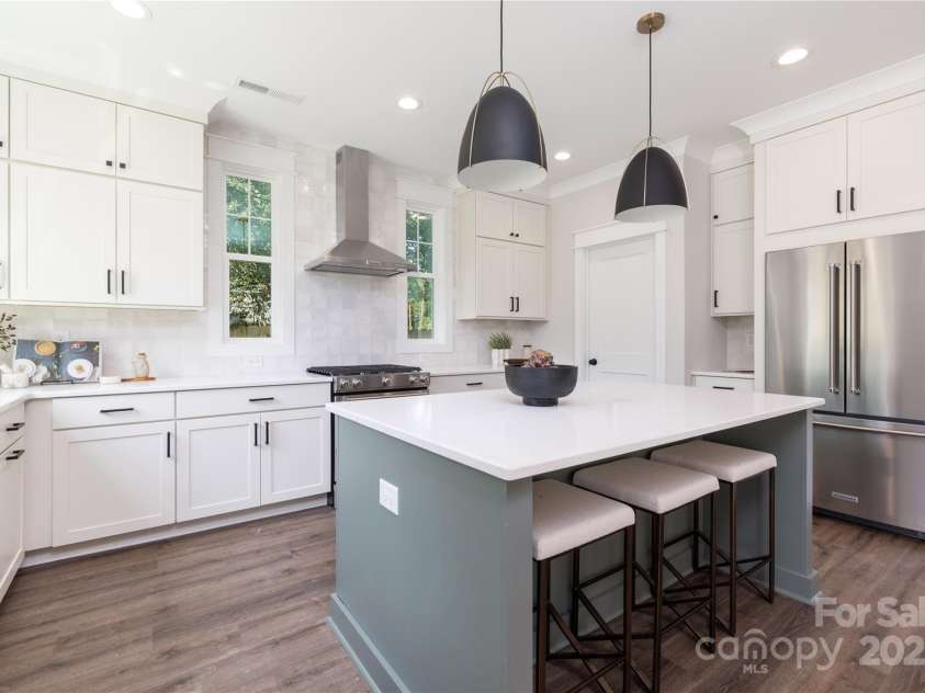 1216 Hazel Street, Charlotte, NC 28208.  MLS# CAR4296601, YatesRealty ID 34989. 