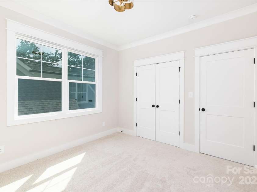 1216 Hazel Street, Charlotte, NC 28208.  MLS# CAR4296601, YatesRealty ID 34989. 