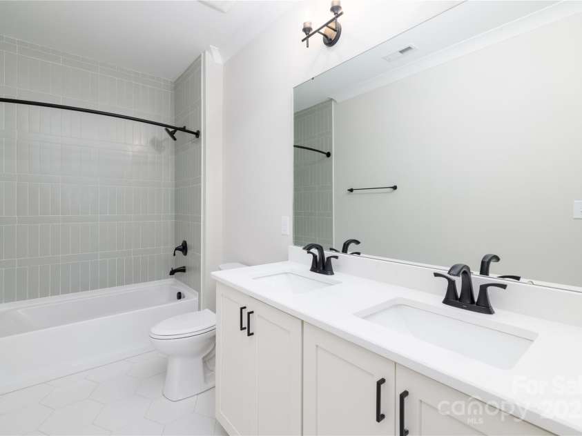 1216 Hazel Street, Charlotte, NC 28208.  MLS# CAR4296601, YatesRealty ID 34989. 