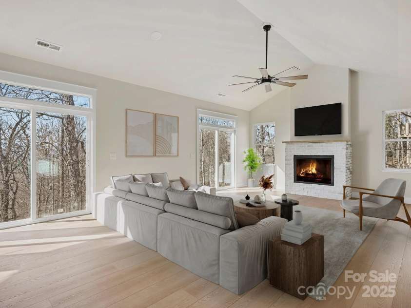 296 Carriage Summitt Way, Hendersonville, NC 28791.  MLS# CAR4325978, YatesRealty ID 3499. Digitally Staged