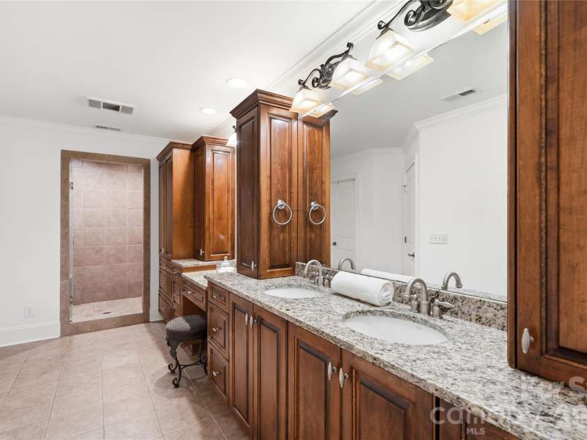 16121 Tana Tea Circle, Tega Cay, SC 29708.  MLS# CAR4381341, YatesRealty ID 34991. 