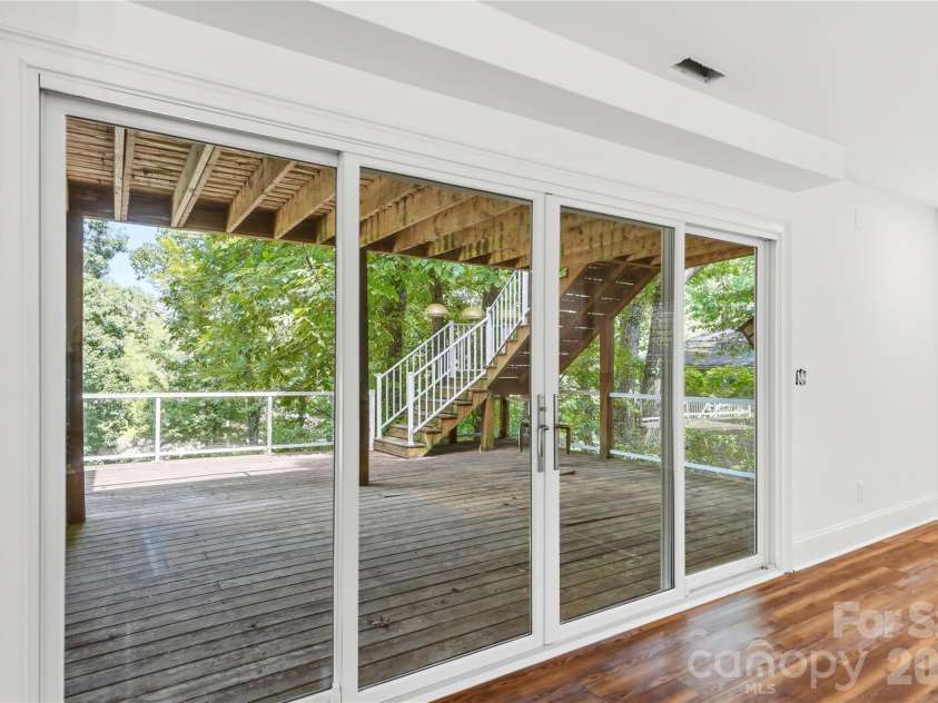 16121 Tana Tea Circle, Tega Cay, SC 29708.  MLS# CAR4381341, YatesRealty ID 34991. 