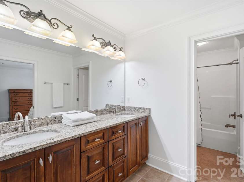16121 Tana Tea Circle, Tega Cay, SC 29708.  MLS# CAR4381341, YatesRealty ID 34991. 