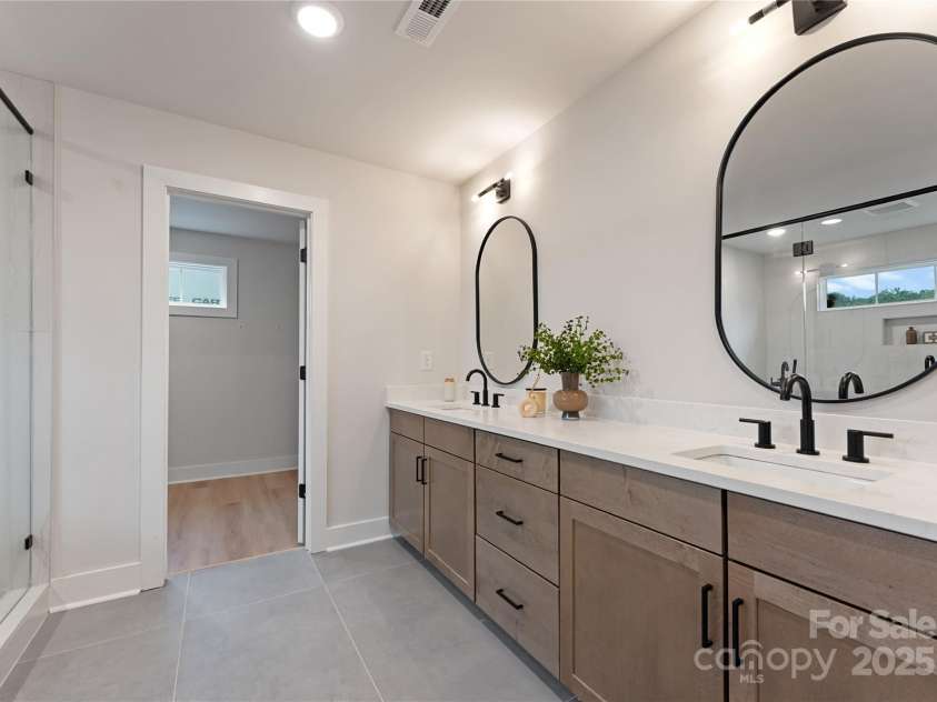 3017 Kinger Lane, Matthews, NC 28105.  MLS# CAR4296177, YatesRealty ID 34991. Model Representation