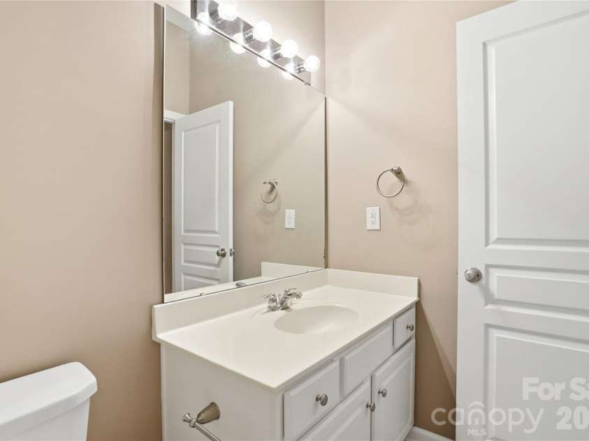 2084 Calloway Pines Drive, Tega Cay, SC 29708.  MLS# CAR4386459, YatesRealty ID 34992. 