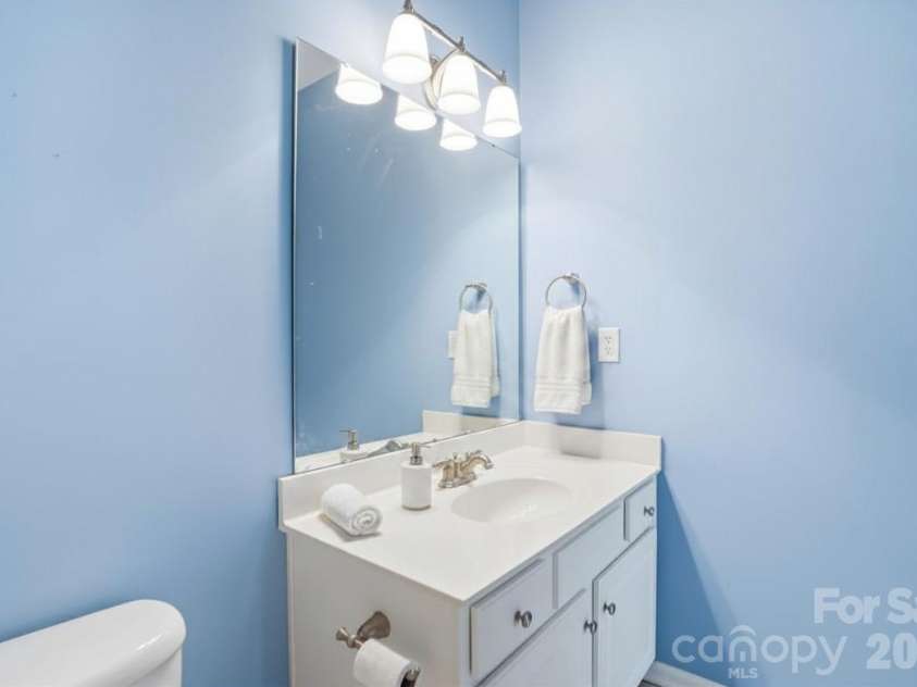 2084 Calloway Pines Drive, Tega Cay, SC 29708.  MLS# CAR4386459, YatesRealty ID 34992. 