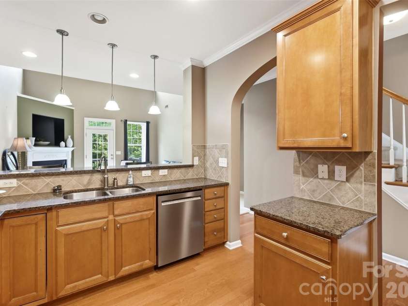 2084 Calloway Pines Drive, Tega Cay, SC 29708.  MLS# CAR4386459, YatesRealty ID 34992. 