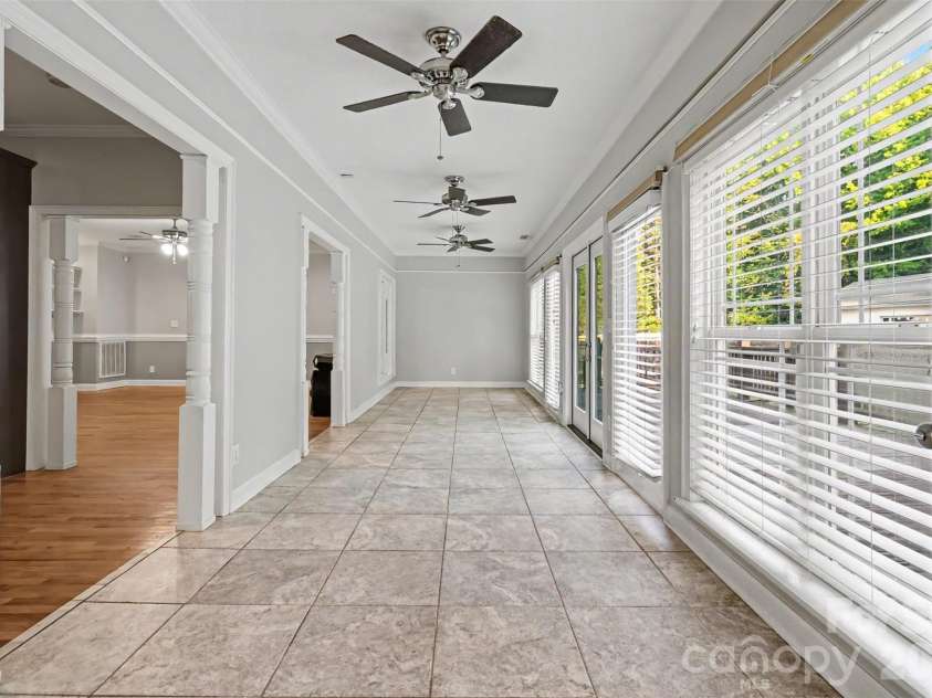3801 Hayden Drive, Charlotte, NC 28269.  MLS# CAR4389993, YatesRealty ID 34993. 