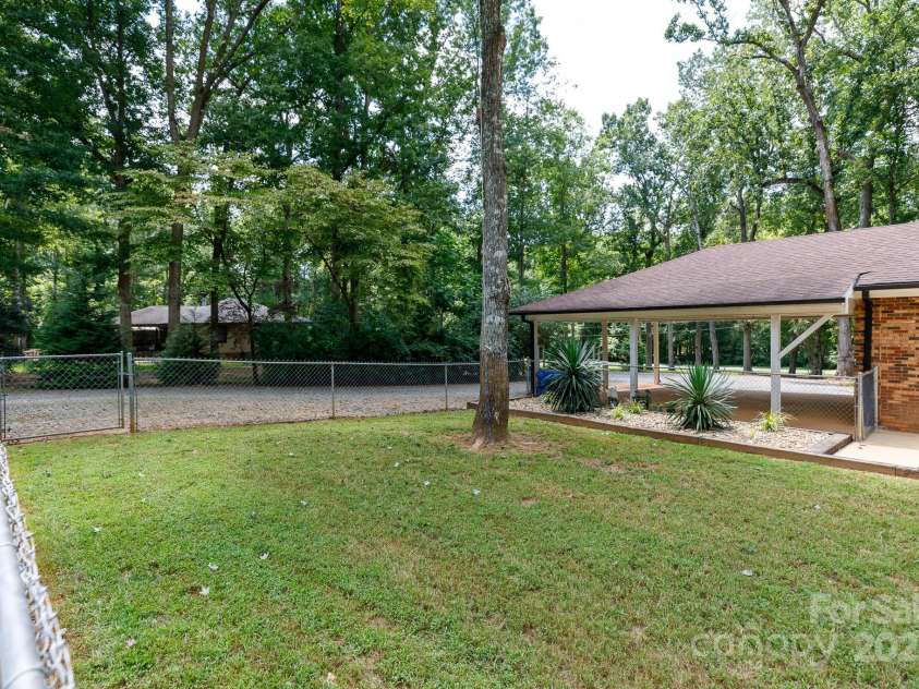 4520 Belhaven Forest Drive, Gastonia, NC 28056.  MLS# CAR4294728, YatesRealty ID 34993. Back yard - fenced