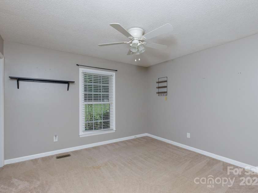 4520 Belhaven Forest Drive, Gastonia, NC 28056.  MLS# CAR4294728, YatesRealty ID 34993. Bedroom 3