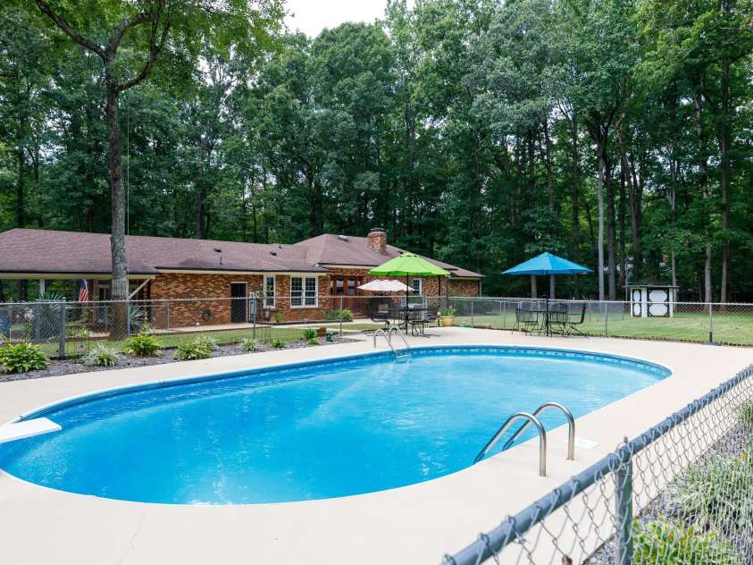 4520 Belhaven Forest Drive, Gastonia, NC 28056.  MLS# CAR4294728, YatesRealty ID 34993. Cool down !