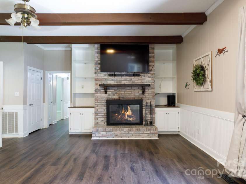 4520 Belhaven Forest Drive, Gastonia, NC 28056.  MLS# CAR4294728, YatesRealty ID 34993. Fireplace, built ins, TV stays