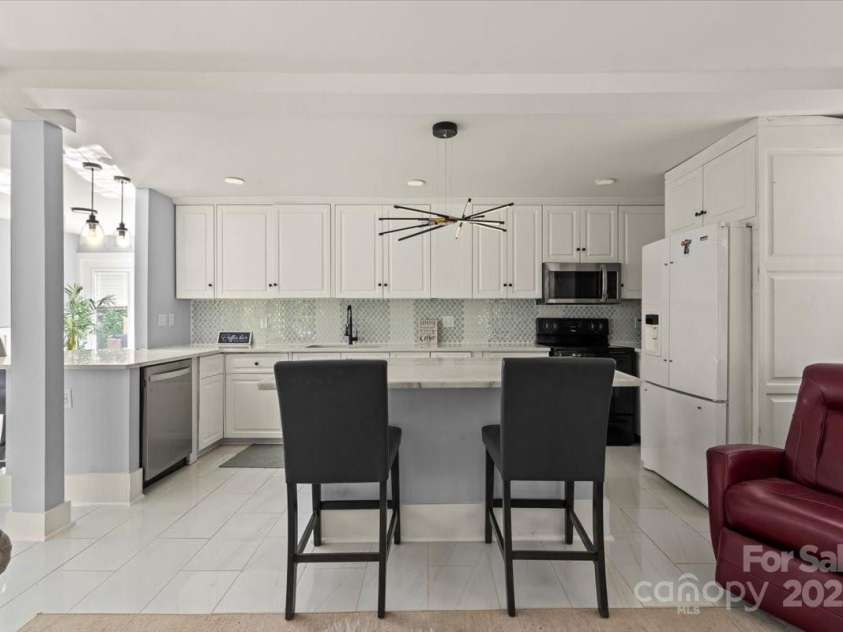 356 Grubb Road, Lexington, NC 27295.  MLS# CAR4281848, YatesRealty ID 34994. 