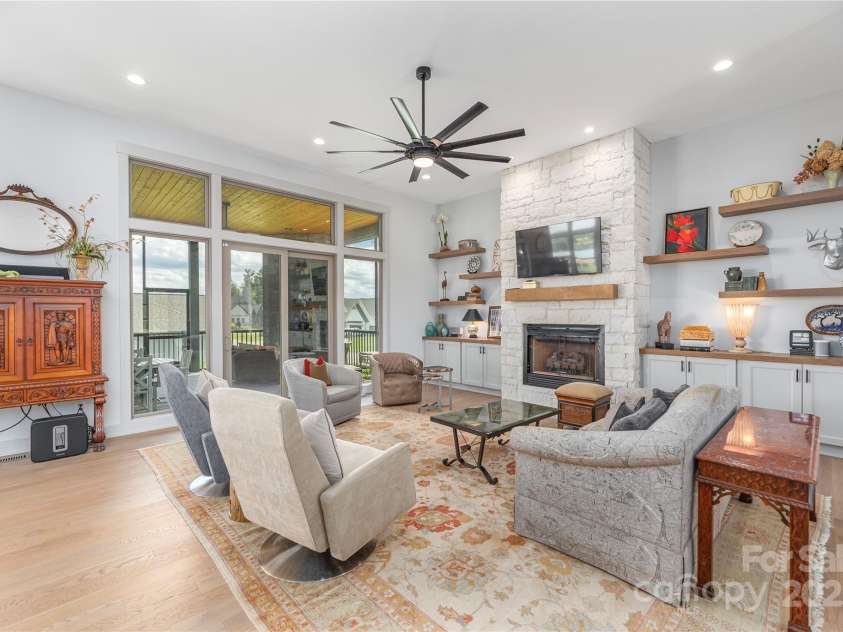 456 Samuel Drive, Mills River, NC 28759.  MLS# CAR4295311, YatesRealty ID 34995. 