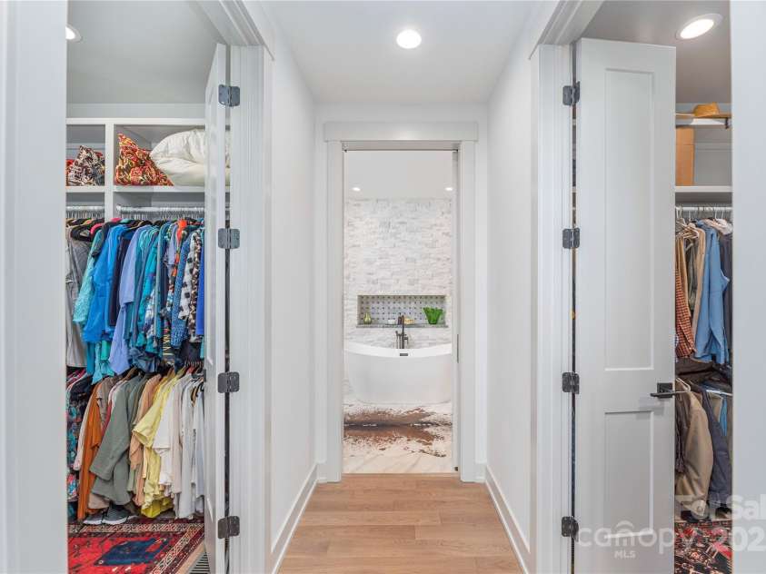 456 Samuel Drive, Mills River, NC 28759.  MLS# CAR4295311, YatesRealty ID 34995. Walk In Closets-Primary Suite