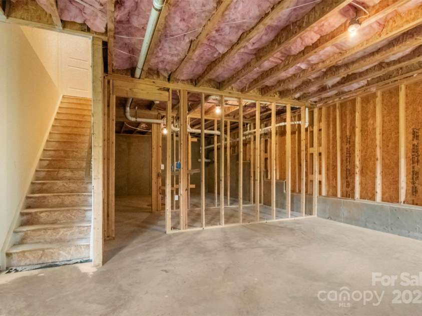 113 Dawn Run Loop, Mooresville, NC 28115.  MLS# CAR4311893, YatesRealty ID 34996. 