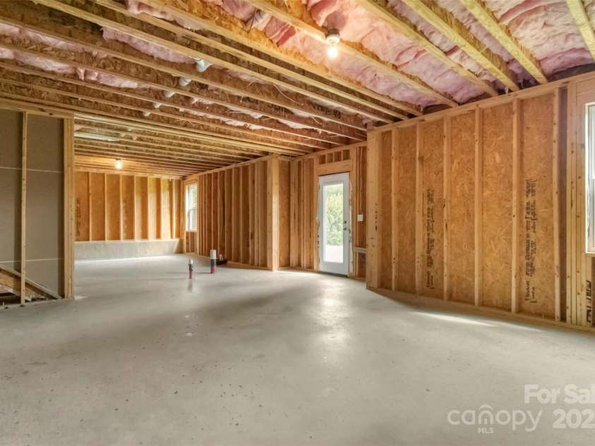 113 Dawn Run Loop, Mooresville, NC 28115.  MLS# CAR4311893, YatesRealty ID 34996. 